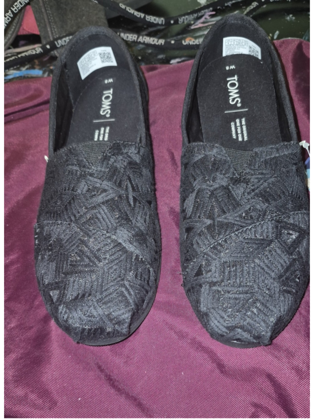 TOMS Black Lace Classic Slip-On Shoes SZ 8M. Ortholite